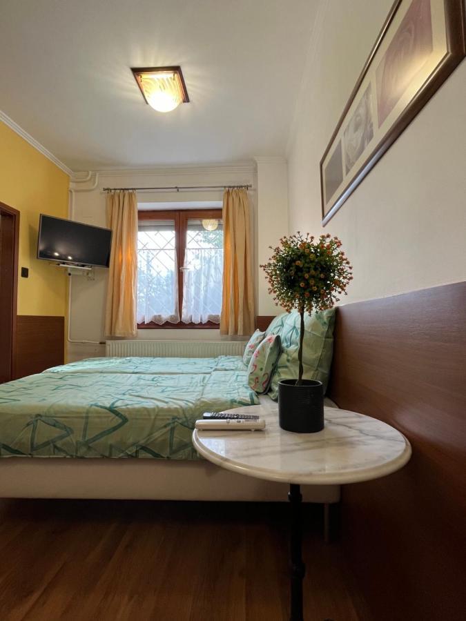 Tang House 唐舍 Hotel Budapest Kültér fotó